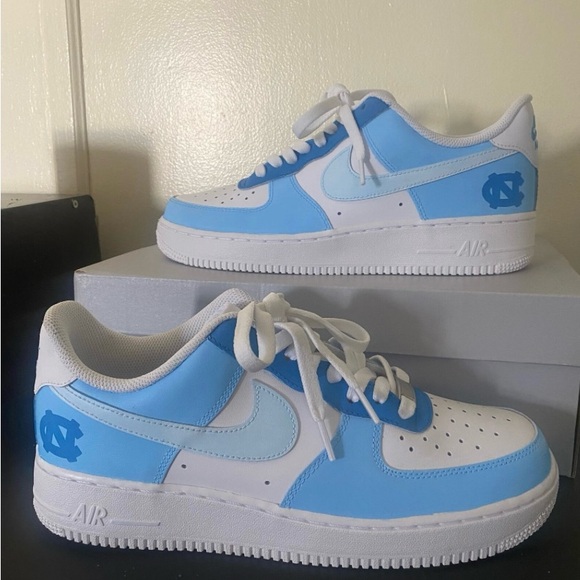 UNC Nike Air Force 1 - Picture 1 of 5